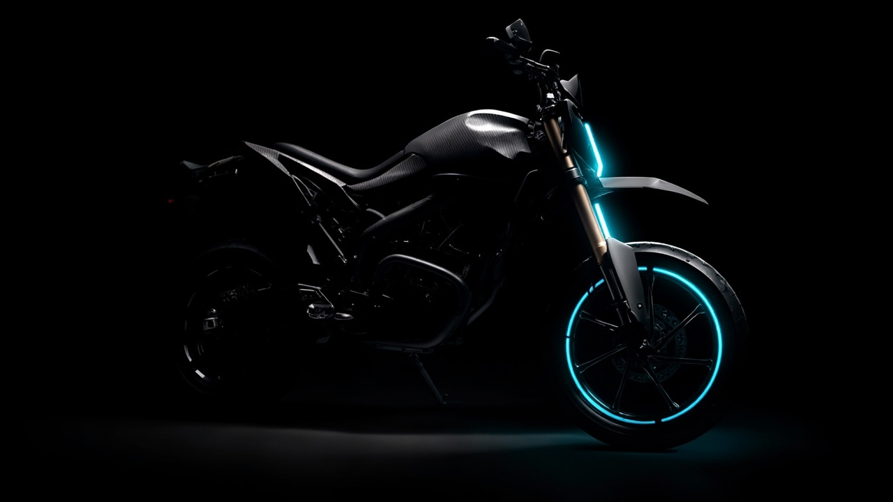 sur ron tout terrain adulte: silence et couple instantané